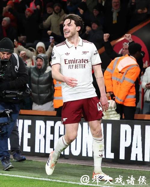 英超-赖斯双响 阿森纳3-2逆转伯恩茅斯迎联赛5连胜 英超-赖斯双响 阿森纳3-2逆转伯恩茅斯迎联赛5连胜