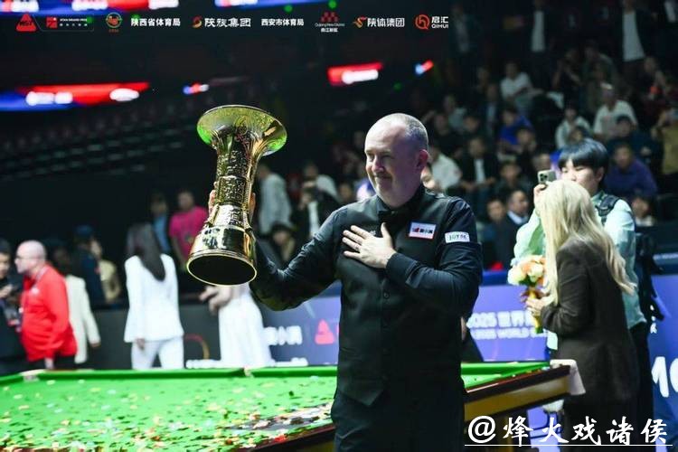 西安大奖赛夺冠 威廉姆斯成最年长的斯诺克排名赛冠军 西安大奖赛夺冠 威廉姆斯成最年长的斯诺克排名赛冠军