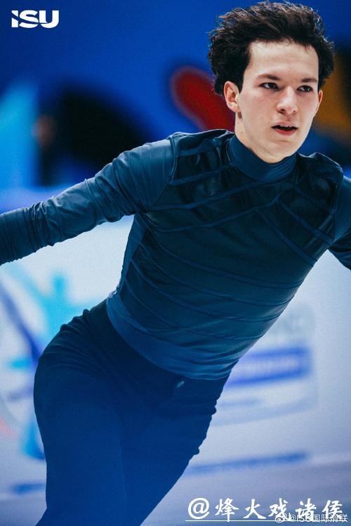 米兰冬奥|2月13日看点:花滑男子单人滑新王加冕,马里宁夺冠会有悬念吗? 米兰冬奥|2月13日看点:花滑男子单人滑新王加冕,马里宁夺冠会有悬念吗?